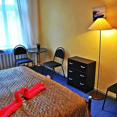 Rooms Latberry Hostel