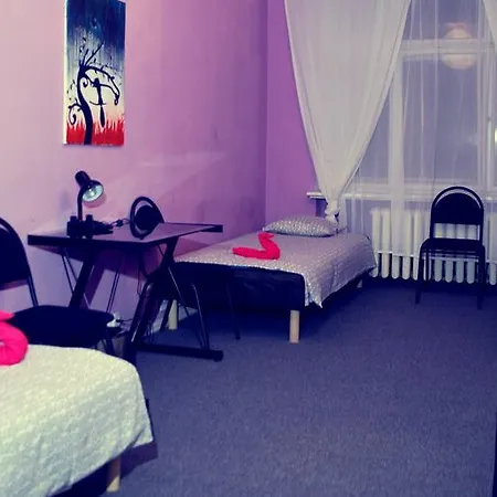 Rooms Latberry Hostel
