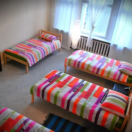 Hostel Rooms Latberry *