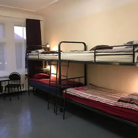 Rooms Latberry *